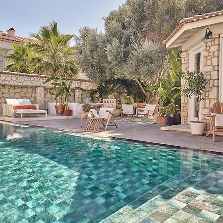 Luxurious With Pool In The Center Of Alacati * Çeşme