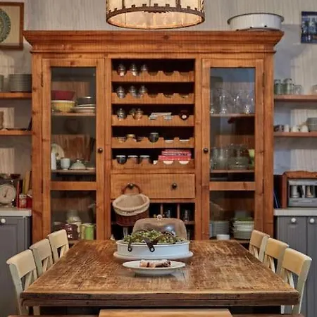 Luxurious With Pool In The Center Of Alacati Çeşme